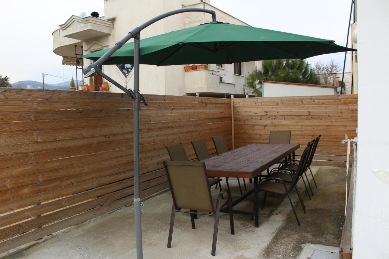 Pares Comfort Apartment Nea Karvali Exterior foto
